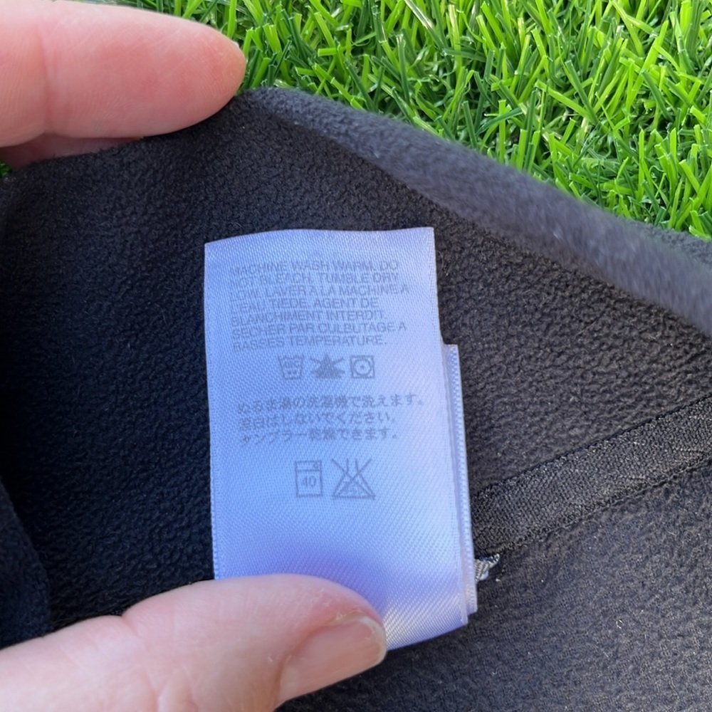 THE NORTH FACE Half Zip Pull Over - Picture 7 of 10